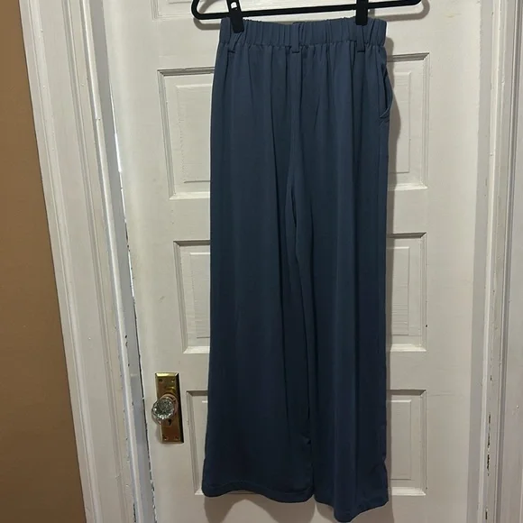 Halara Play It My Way Wide Leg Trouser - Picture 5 of 12